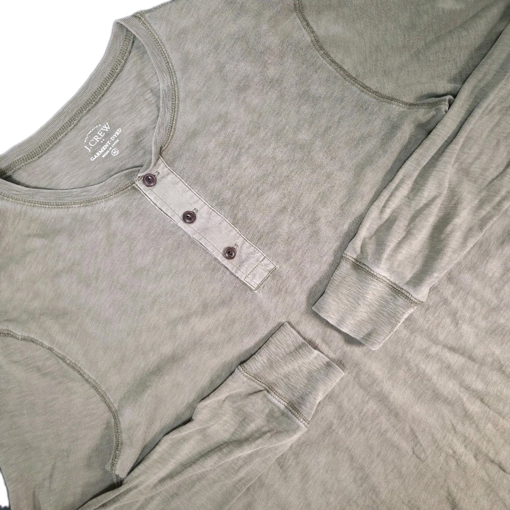 J.Crew Henley Shirt Mens M Green Garment Dyed Long Sleeve 100% Cotton Hiking